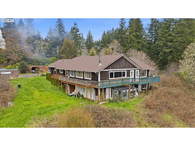 67714 N BAY Rd, North Bend, OR 97459