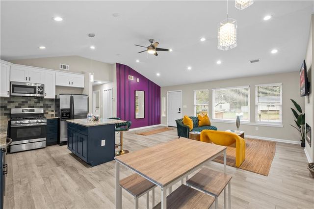 1041 Stonewall Drive SE, Atlanta, GA 30315