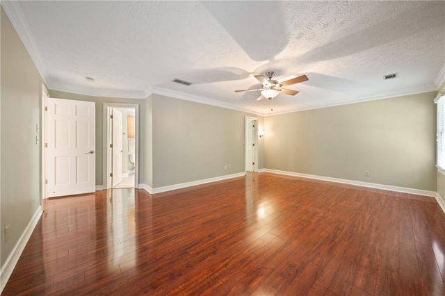 300 Brickleberry Drive, Roswell, GA 30075