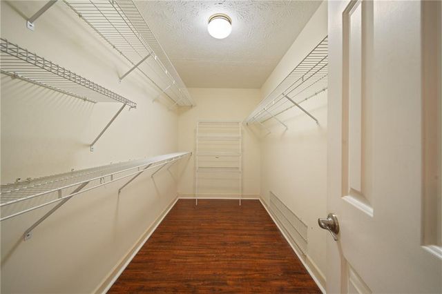 300 Brickleberry Drive, Roswell, GA 30075
