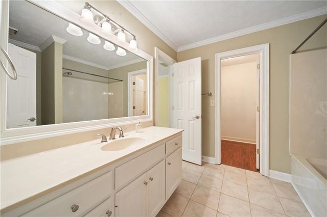 300 Brickleberry Drive, Roswell, GA 30075
