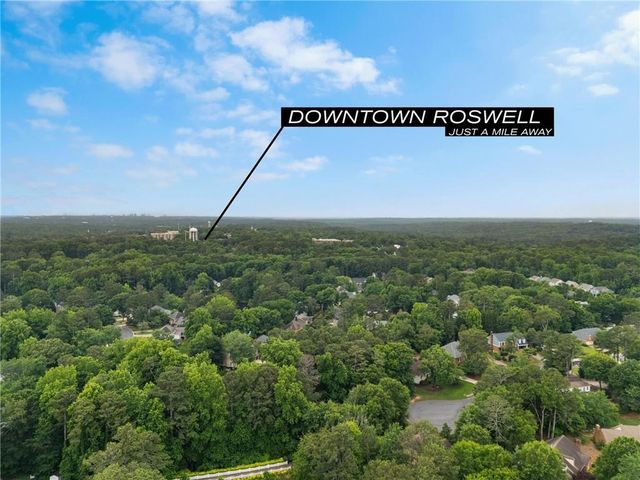 300 Brickleberry Drive, Roswell, GA 30075