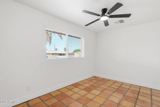 1040 E Estevan Avenue, Apache Junction, AZ 85119