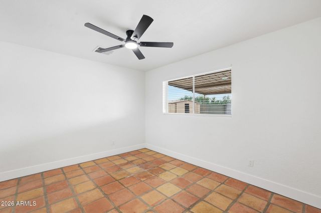 1040 E Estevan Avenue, Apache Junction, AZ 85119
