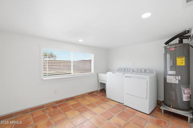 1040 E Estevan Avenue, Apache Junction, AZ 85119
