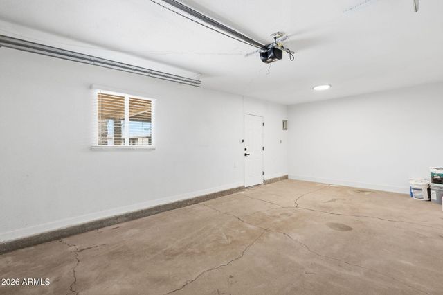 1040 E Estevan Avenue, Apache Junction, AZ 85119
