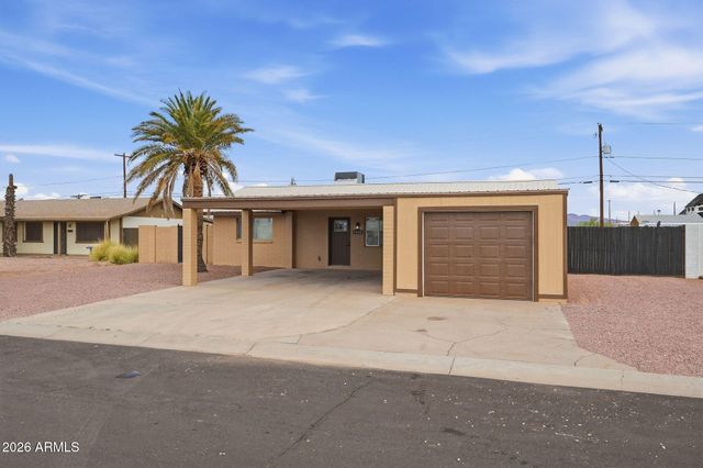 1040 E Estevan Avenue, Apache Junction, AZ 85119