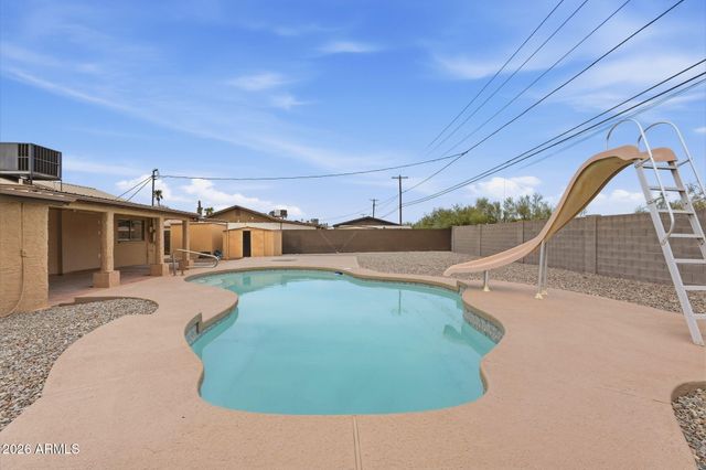1040 E Estevan Avenue, Apache Junction, AZ 85119