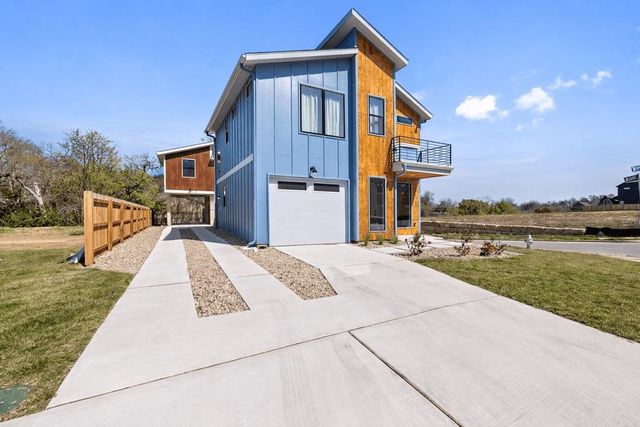 2608 Bristol DR A, Austin, TX 78723