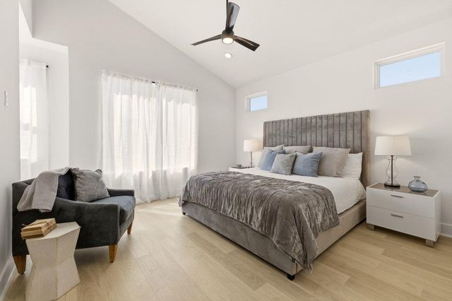 2608 Bristol DR A, Austin, TX 78723