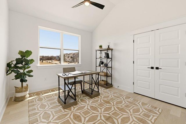 2608 Bristol DR A, Austin, TX 78723