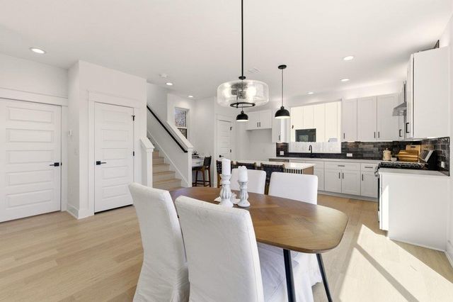 2608 Bristol DR A, Austin, TX 78723