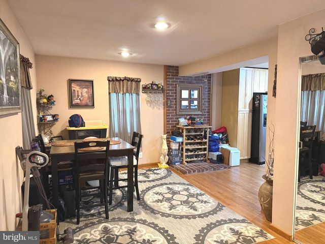 35 JAMES RD, Hatboro, PA 19040
