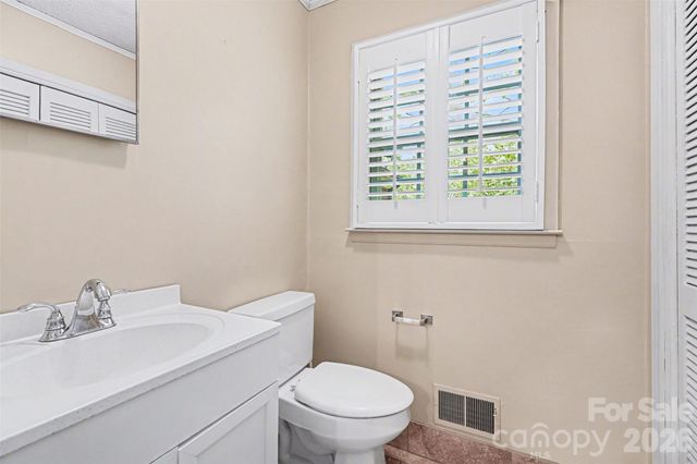 169 Shamrock Street NE, Concord, NC 28025