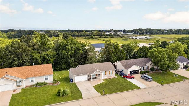 105 Trotters Creek Lane, Wright City, MO 63390