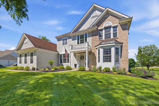 8325 Watson Circle, Lakewood, IL 60014