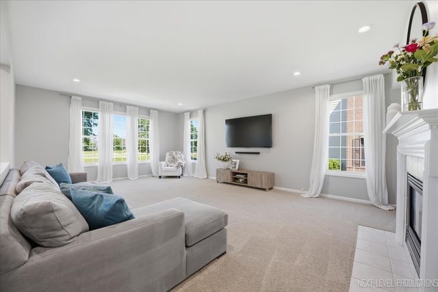 8325 Watson Circle, Lakewood, IL 60014