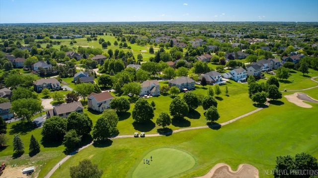 8325 Watson Circle, Lakewood, IL 60014