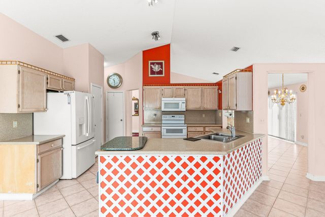 3875 Sabal Lakes Road, Delray Beach, FL 33445