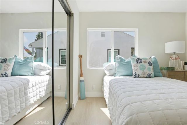 6200 W 77th Street, Los Angeles, CA 90045