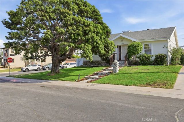 6200 W 77th Street, Los Angeles, CA 90045