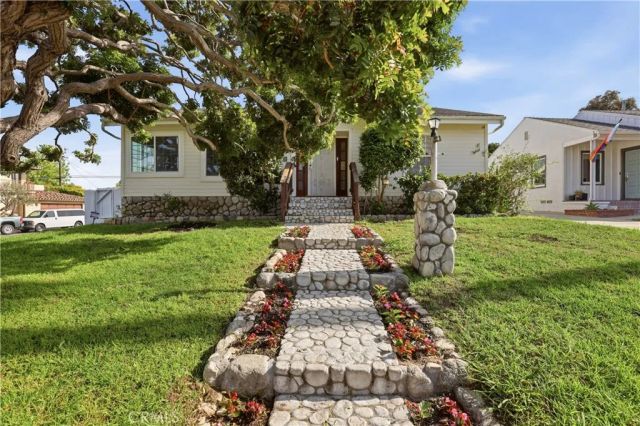 6200 W 77th Street, Los Angeles, CA 90045