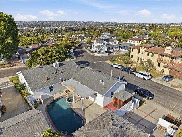6200 W 77th Street, Los Angeles, CA 90045