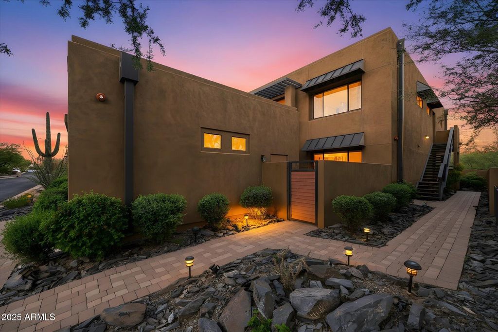 36600 N CAVE CREEK Road D6, Cave Creek, AZ 85331