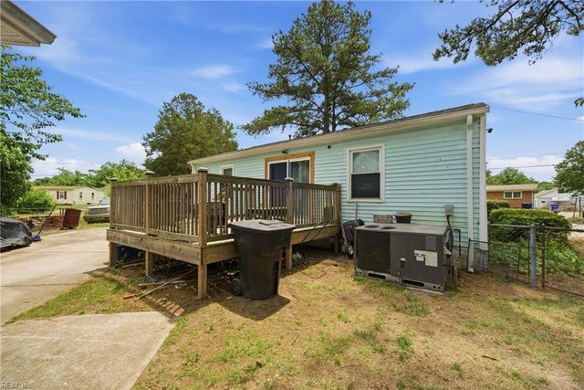 135 Allard RD, Portsmouth, VA 23701