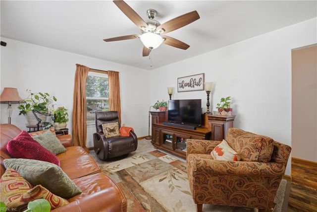 135 Allard RD, Portsmouth, VA 23701