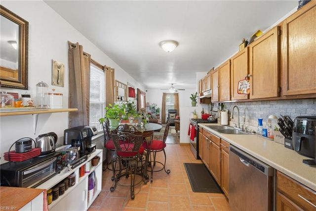 135 Allard RD, Portsmouth, VA 23701