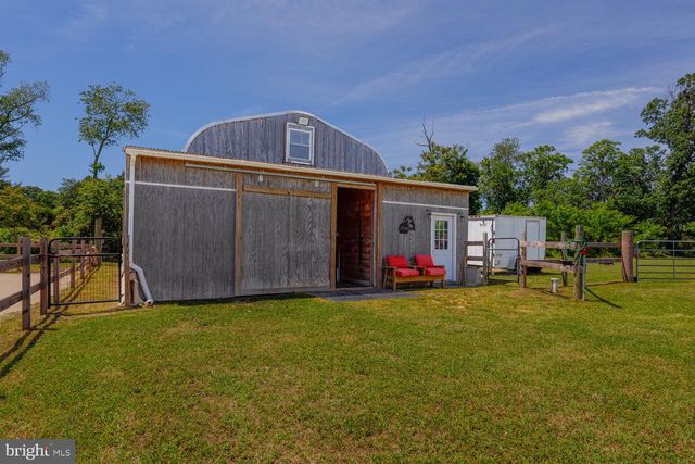 1672 WEYMOUTH RD, Vineland, NJ 08360