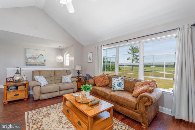 1672 WEYMOUTH RD, Vineland, NJ 08360