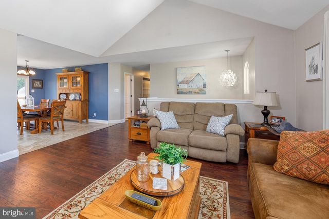 1672 WEYMOUTH RD, Vineland, NJ 08360