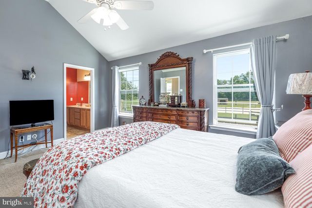1672 WEYMOUTH RD, Vineland, NJ 08360