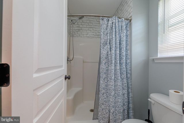 1672 WEYMOUTH RD, Vineland, NJ 08360