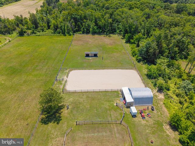 1672 WEYMOUTH RD, Vineland, NJ 08360