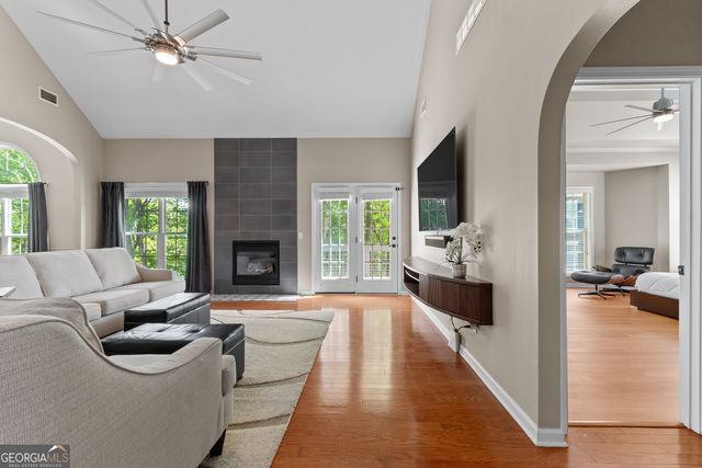101 Retreat Way, Carrollton, GA 30116