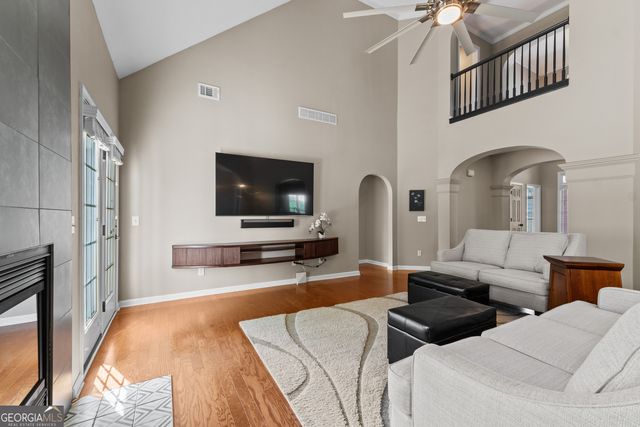 101 Retreat Way, Carrollton, GA 30116