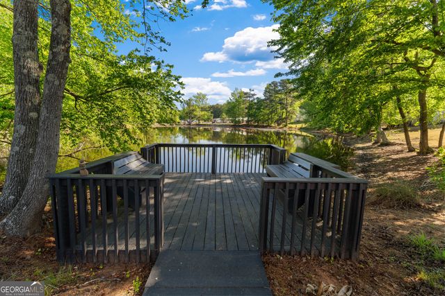 101 Retreat Way, Carrollton, GA 30116