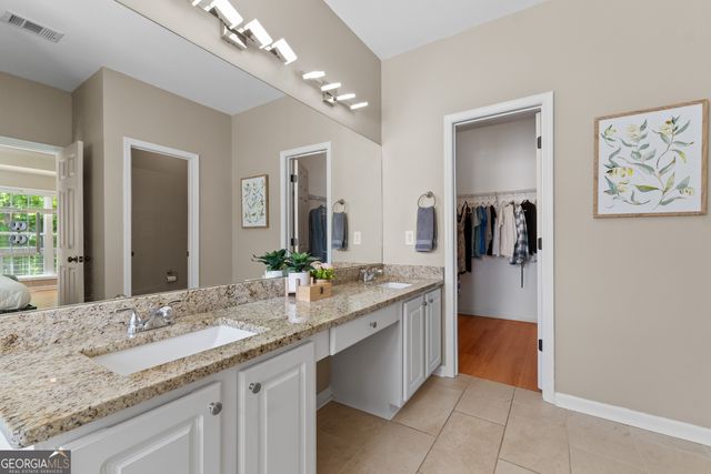 101 Retreat Way, Carrollton, GA 30116