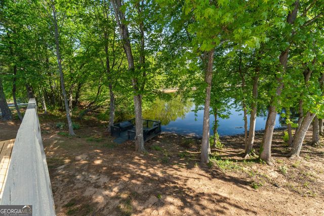 101 Retreat Way, Carrollton, GA 30116