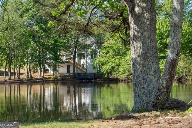 101 Retreat Way, Carrollton, GA 30116