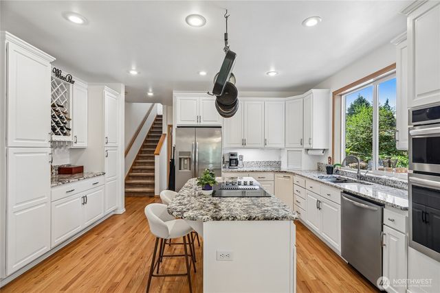 2331 Olympia Avenue NE, Renton, WA 98056