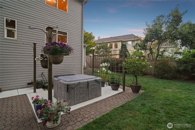 2331 Olympia Avenue NE, Renton, WA 98056