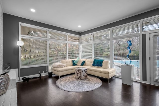 823 W Lamberth Road, Sherman, TX 75092