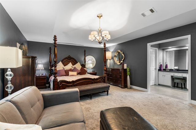 823 W Lamberth Road, Sherman, TX 75092