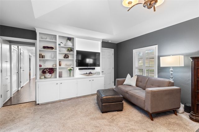 823 W Lamberth Road, Sherman, TX 75092