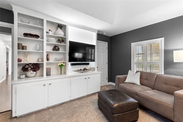 823 W Lamberth Road, Sherman, TX 75092