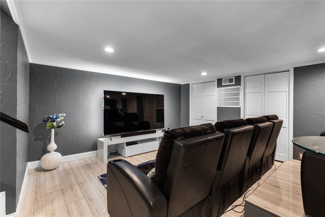 823 W Lamberth Road, Sherman, TX 75092